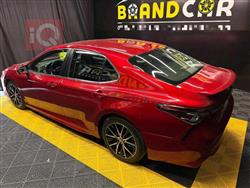 تۆیۆتا کامری